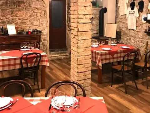 Pronájem restaurace, Praha - Nové Město, 200 m2