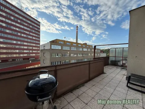 Pronájem bytu 1+1, Praha - Holešovice, U elektrárny, 40 m2
