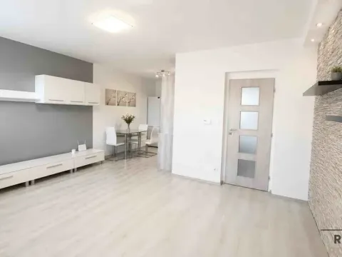 Prodej bytu 2+kk, Kuřim, Dlouhá, 56 m2