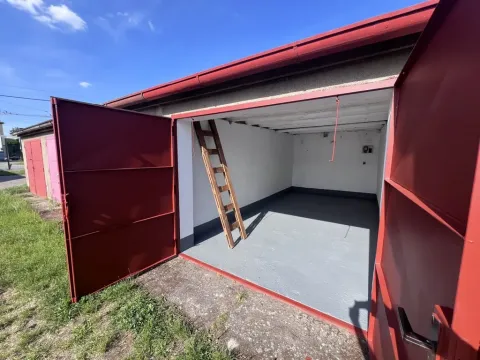 Pronájem garáže, Pardubice, 18 m2