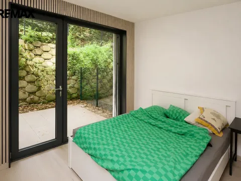 Pronájem bytu 1+kk, Praha - Hlubočepy, Na Zlíchově, 26 m2