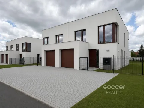 Pronájem rodinného domu, Ohrobec, Na širokém I, 171 m2