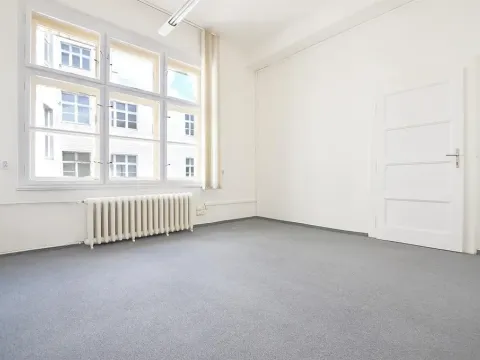 Pronájem kanceláře, Praha - Nové Město, Senovážné náměstí, 12 m2