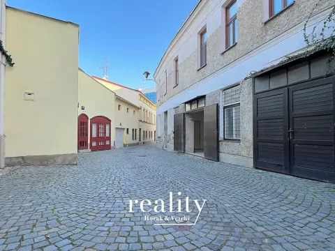 Pronájem garáže, Znojmo, Jezuitská, 22 m2
