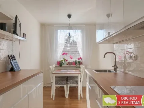 Pronájem bytu 3+1, Praha, Květnového vítězství, 77 m2