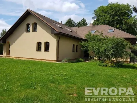 Pronájem rodinného domu, Liberec - Liberec XXX-Vratislavice nad Nisou, Pod Skalkou, 250 m2