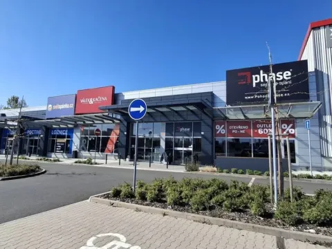 Pronájem obchodního prostoru, Olomouc, Kafkova, 300 m2
