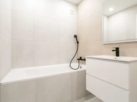 Prodej bytu 4+kk, Praha - Smíchov, U dvou srpů, 64 m2
