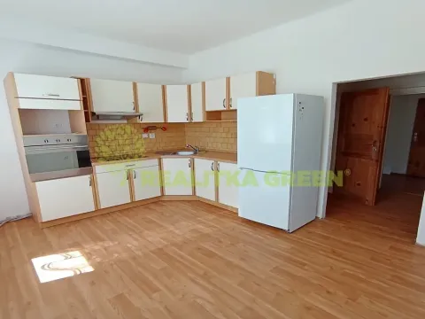 Pronájem bytu 2+1, Sezimovo Ústí, 9. května, 52 m2
