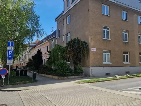 Pronájem bytu 2+kk, Brno, Bulharská, 51 m2