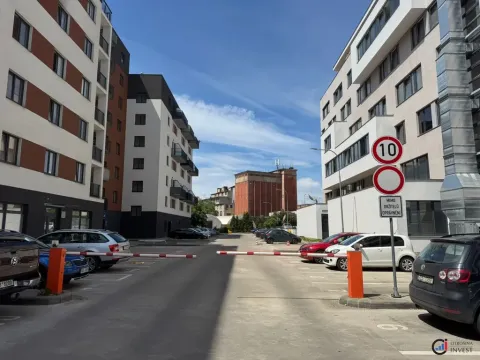 Pronájem garáže, Pardubice, Rokycanova, 13 m2