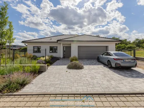 Prodej rodinného domu, Dobšice, Akátová, 217 m2