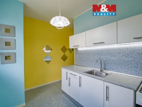 Prodej bytu 3+1, Vsetín, Jasenická, 73 m2