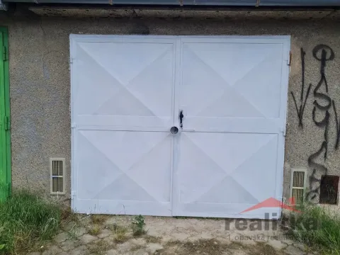 Pronájem garáže, Opava - Předměstí, Vojanova, 22 m2