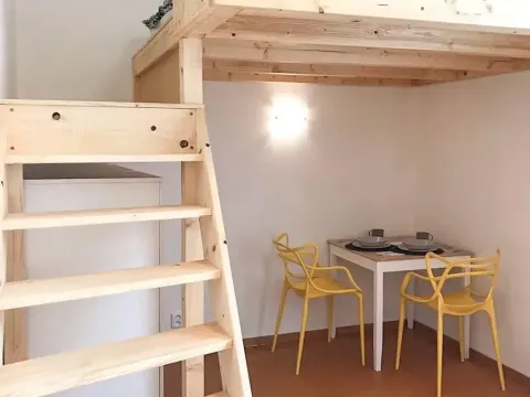 Pronájem bytu 1+kk, Praha - Smíchov, 27 m2