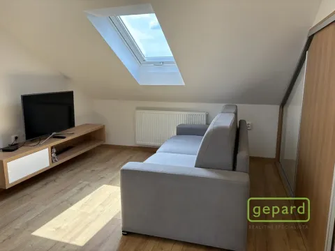 Pronájem bytu 2+1, Olomouc, Matěje z Janova, 45 m2