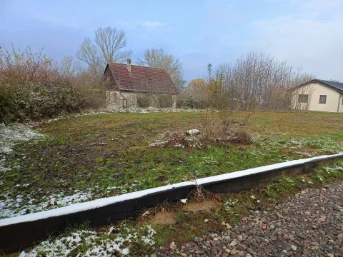 Prodej pozemku, Praha, U nové louky, 922 m2