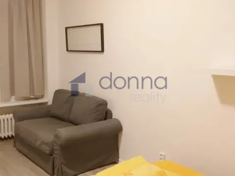 Pronájem bytu 1+kk, Praha, Sokolovská, 30 m2