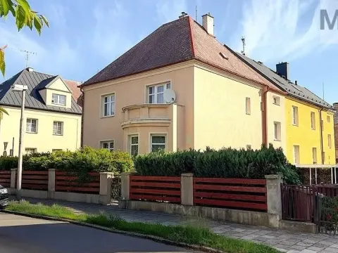 Prodej rodinného domu, Chomutov, Vaníčkova, 150 m2