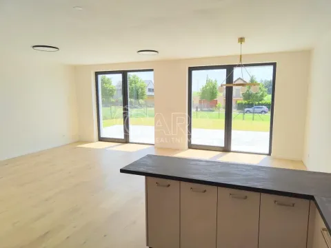 Pronájem bytu 4+kk, Vysoký Újezd, Na Výsluní, 106 m2