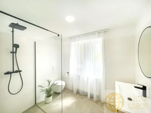 Prodej bytu 2+1, Mníšek pod Brdy, Skalecká, 54 m2