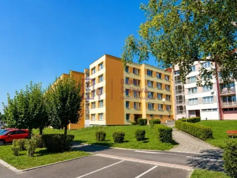 Prodej bytu 1+1, Jindřichův Hradec, sídliště Vajgar, 42 m2