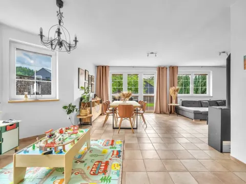 Prodej rodinného domu, Mladé Buky - Hertvíkovice, 139 m2