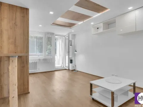 Prodej bytu 4+kk, Praha, Ohradní, 72 m2