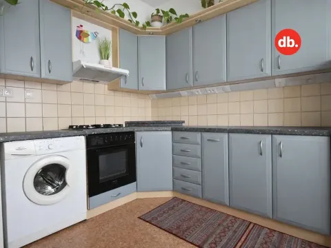 Prodej bytu 1+1, Karlovy Vary, Vítězná, 41 m2
