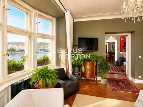 Pronájem bytu 4+1, Praha - Nové Město, Rašínovo nábřeží, 150 m2