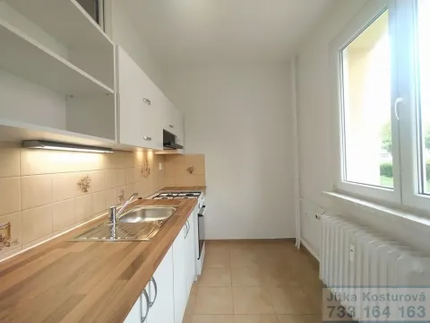 Pronájem bytu 2+1, Bruntál, Jesenická, 55 m2