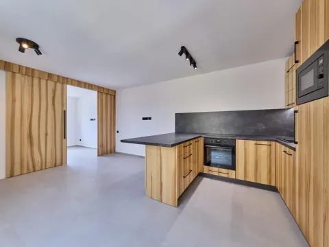 Prodej bytu 3+kk, Mladé Buky, 91 m2