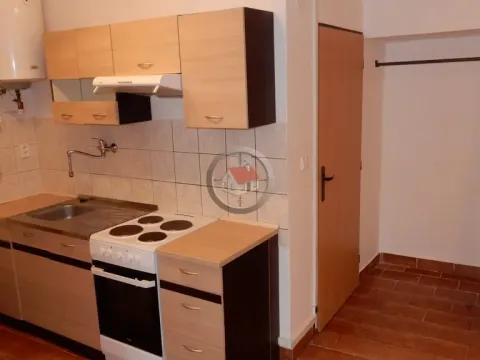 Pronájem bytu 2+kk, Moravské Budějovice, nám. ČSA, 40 m2