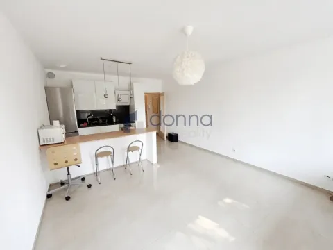 Pronájem bytu 1+kk, Praha, U Hostavického potoka, 36 m2