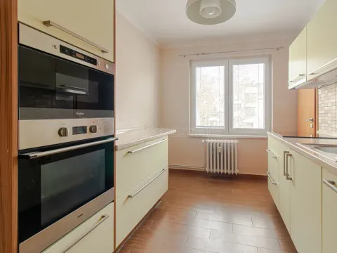 Prodej bytu 3+1, Písek, Sovova, 96 m2