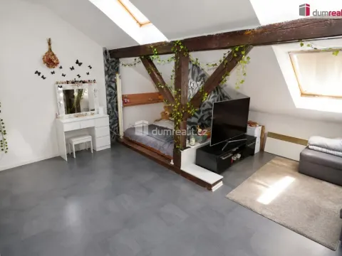 Pronájem bytu 2+kk, Praha - Žižkov, Čajkovského, 45 m2