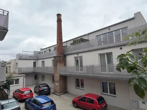 Pronájem bytu 1+kk, Praha - Strašnice, Strančická, 33 m2