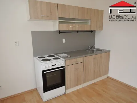 Pronájem bytu 1+1, Praha - Nusle, Křesomyslova, 42 m2