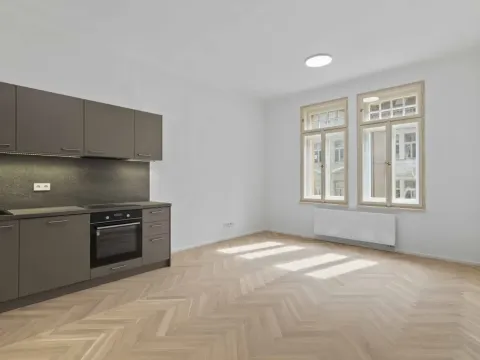 Pronájem bytu 4+kk, Praha - Nusle, Sezimova, 87 m2