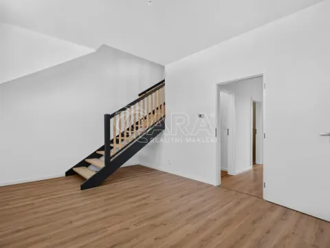 Prodej bytu 3+1, Brno - Židenice, Bubeníčkova, 74 m2