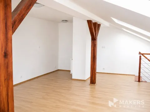 Pronájem bytu 2+kk, Praha - Vysočany, Freyova, 55 m2