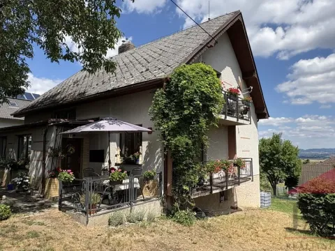 Prodej rodinného domu, Dlažov, 160 m2