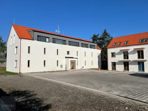 Prodej bytu 2+kk, Praha - Dubeč, Lipové náměstí, 60 m2