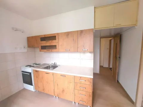 Pronájem bytu 2+1, Žďár nad Sázavou, Vančurova, 53 m2