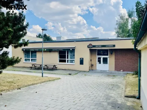Pronájem obchodního prostoru, Třebíč - Borovina, Okružní, 427 m2