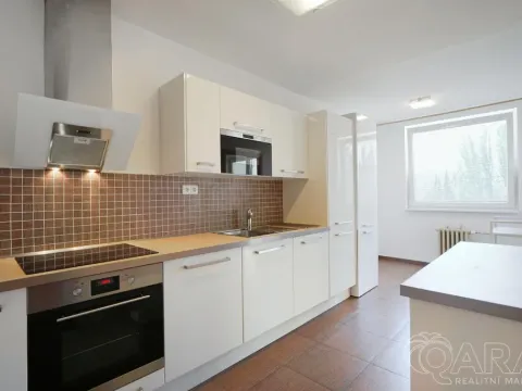 Pronájem bytu 3+1, Praha - Zbraslav, 78 m2