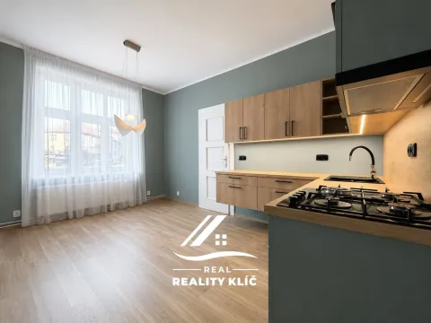 Pronájem bytu 3+1, Ostrava - Hulváky, 28. října, 90 m2