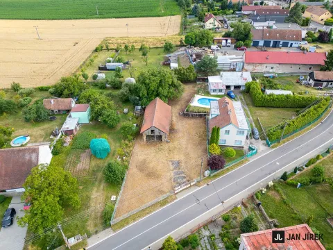 Prodej pozemku, Křičeň, 1045 m2