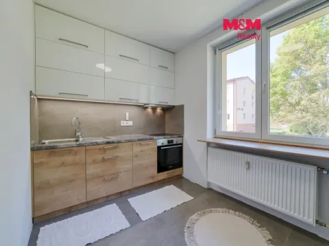 Pronájem bytu 3+1, Planá, Fučíkova, 63 m2
