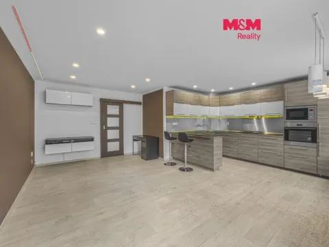 Prodej bytu 3+kk, Pardubice - Polabiny, Partyzánů, 80 m2